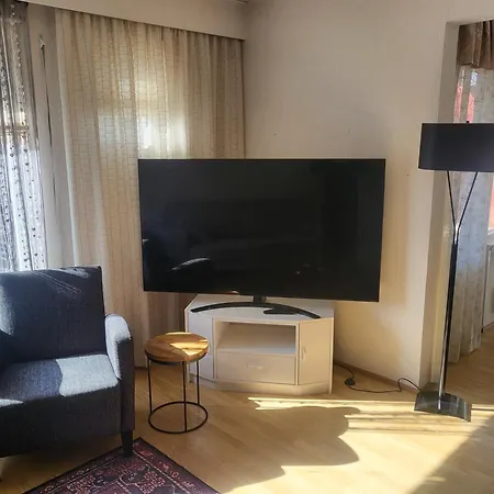 公寓 136 M2 With 3 Bedrooms And 2 Livingrooms, 2 Floors, Walking Distance To Amenities Narpio