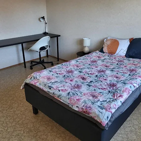 136 M2 With 3 Bedrooms And 2 Livingrooms, 2 Floors, Walking Distance To Amenities Apartment *