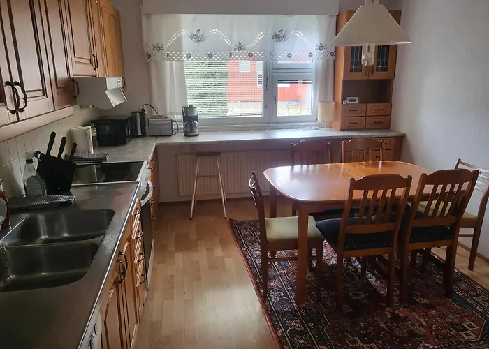 136 M2 With 3 Bedrooms And 2 Livingrooms, 2 Floors, Walking Distance To Amenities Apartman