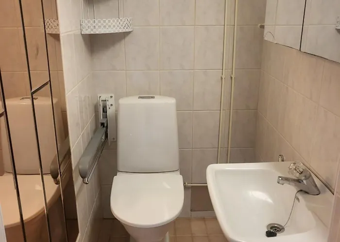 136 M2 With 3 Bedrooms And 2 Livingrooms, 2 Floors, Walking Distance To Amenities