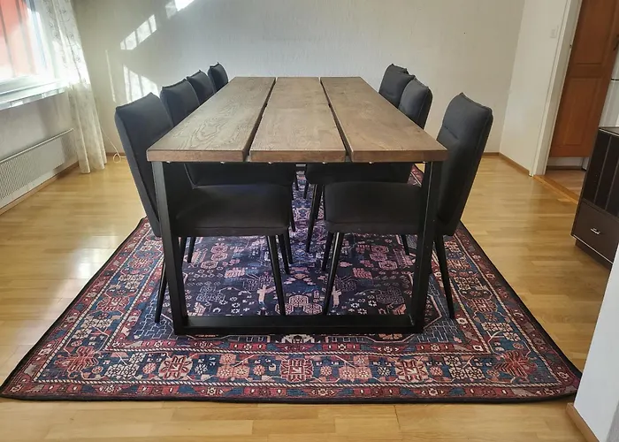 Apartman 136 M2 With 3 Bedrooms And 2 Livingrooms, 2 Floors, Walking Distance To Amenities