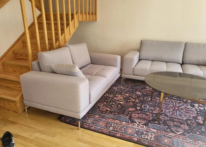 Апартаменты 136 M2 With 3 Bedrooms And 2 Livingrooms, 2 Floors, Walking Distance To Amenities *